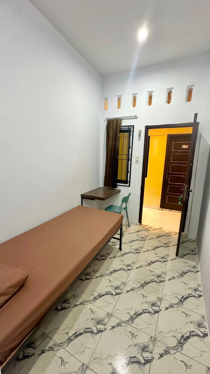 Kamar Family Kost